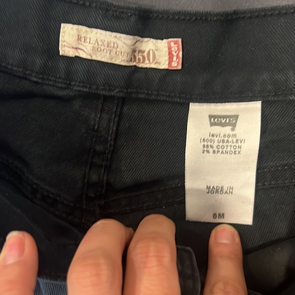 Levi’s black jean shorts - Picture 5 of 8